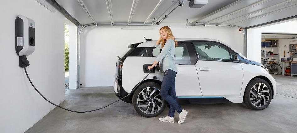 Így telepíts otthoni villanyautó-töltőt – Tippek, költségek és legfontosabb tudnivalók